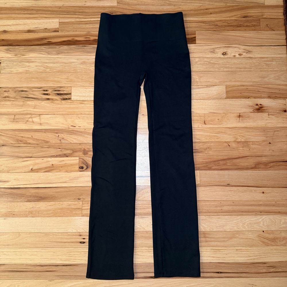 Spanx High Rise Seamless Straight Leg Legging Pants